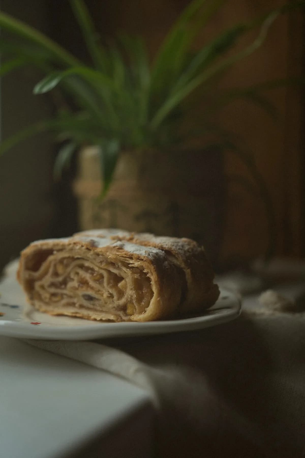 Hausgemachter Apfelstrudel aus der eigenen Backstube